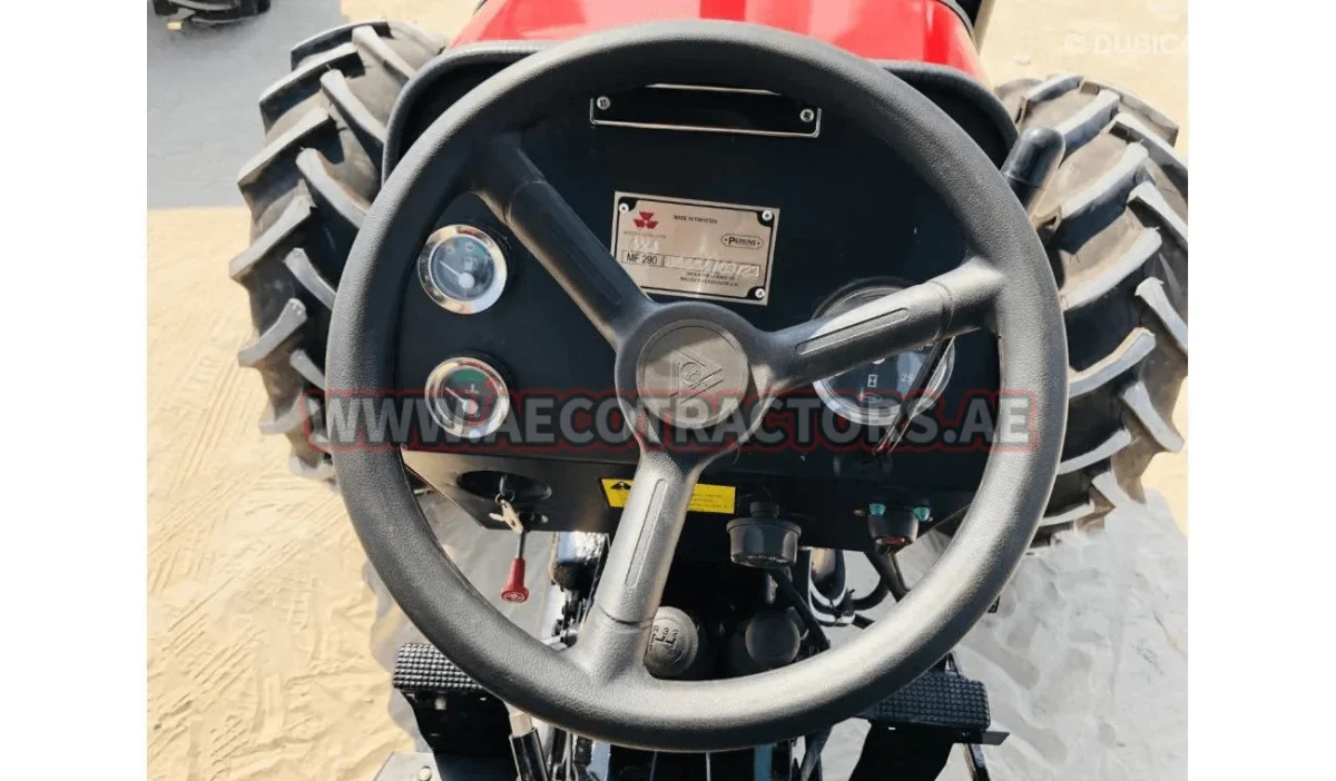 Massey ferguson 290 4wd tractor driver area