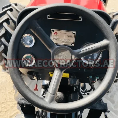 Massey ferguson 290 4wd tractor driver area